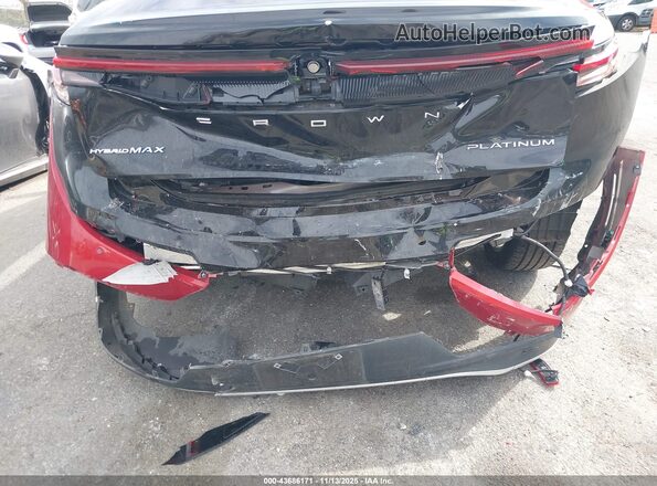 JTDAFAAF0P3001380 2023 TOYOTA CROWN Red Front view