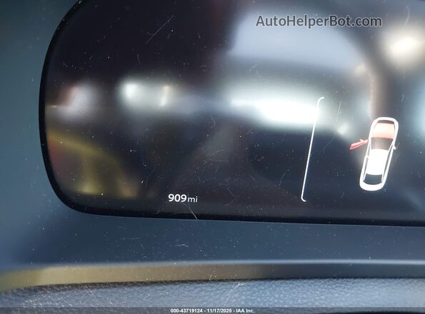 JTDAFAAF1T3013922 2026 TOYOTA CROWN Бордовый Вид задних сидений