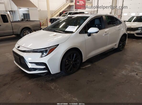 JTDBDMHEXSJ011816 2025 TOYOTA LL White Vista tres cuartos delantera izquierda