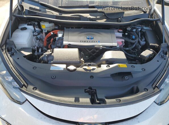 JTDBVRBD0HA001024 2017 TOYOTA MIRAI White 