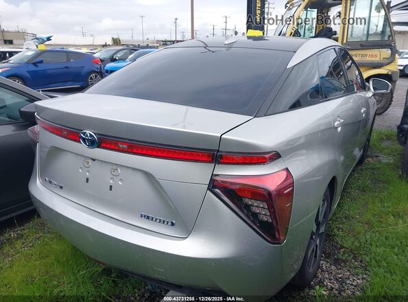 JTDBVRBD3JA004182 2018 TOYOTA MIRAI Silver Задня права чверть