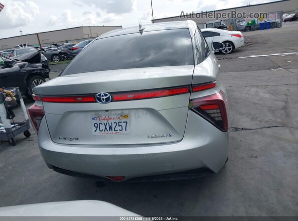JTDBVRBD3JA004182 2018 TOYOTA MIRAI Silver 