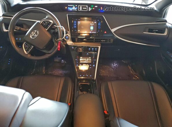 JTDBVRBD9HA003452 2017 TOYOTA MIRAI Silver Вид панелі приладів
