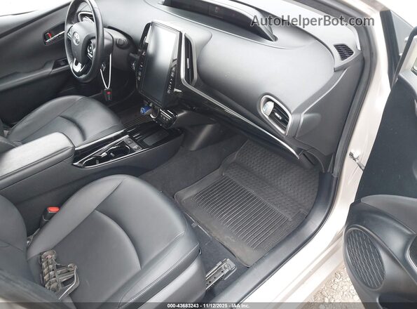 JTDKAMFP1N3207827 2022 TOYOTA LE Silver Widok wnętrza z przodu