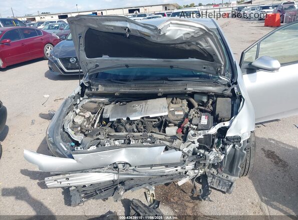JTDKAMFU4N3159181 2022 TOYOTA PRIUS Silver Widok z tyłu