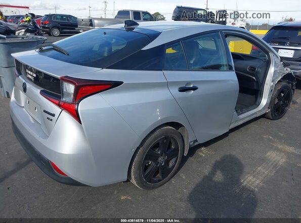 JTDKAMFU8N3170653 2022 TOYOTA PRIUS Серебряный Задняя правая четверть