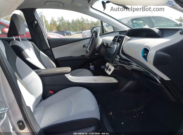 JTDKARFP4H3059819 2017 TOYOTA PRIUS PRIME Silver Սալոնի դիմացի տեսք
