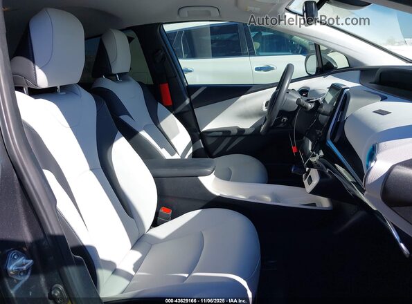 JTDKARFPXJ3074749 2018 TOYOTA PRIUS PRIME Серый Вид салона спереди