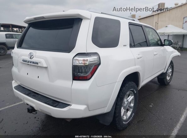JTEBU5JR7H5447488 2017 TOYOTA 4RUNNER White Trasero derecho