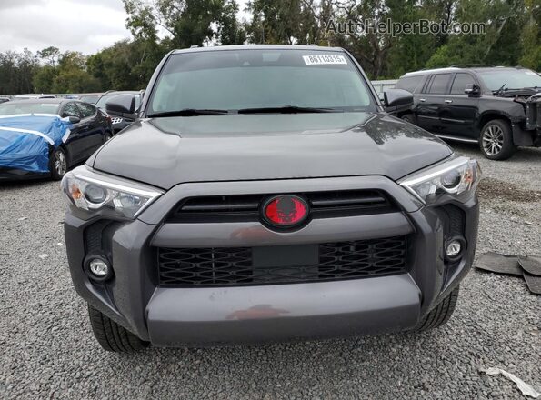 JTEEU5JR1N5269893 2022 TOYOTA 4RUNNER Gray Вид спереду