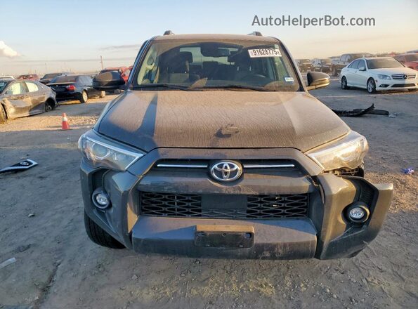 JTEEU5JR4R5309373 2024 TOYOTA 4RUNNER Gray Front view