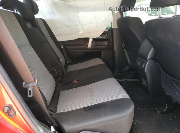 JTEEU5JR8N5255375 2022 TOYOTA 4RUNNER Red Vista de los asientos traseros