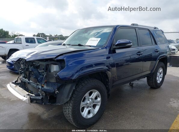 JTEFU5JR0P5292010 2023 TOYOTA 4RUNNER Blue Vista tres cuartos delantera izquierda