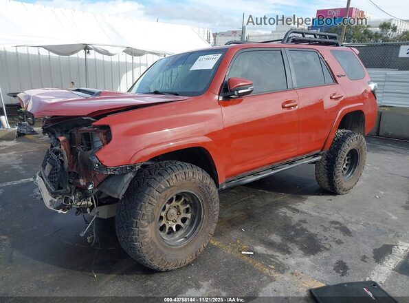 JTELU5JR0R6222698 2024 TOYOTA 4RUNNER Red Przód lewy