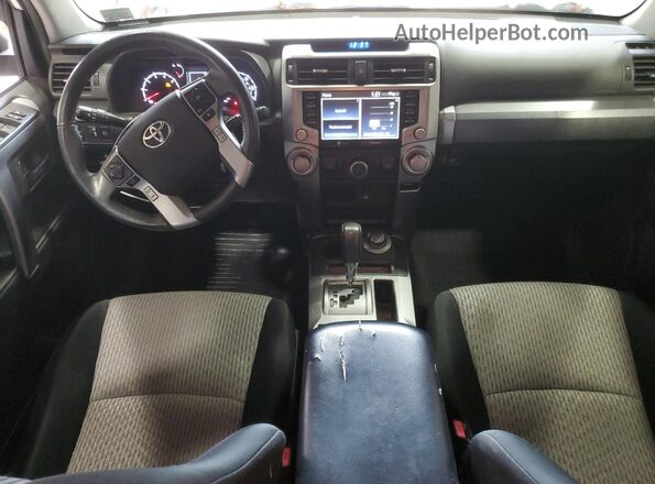 JTEMU5JR0M5842809 2021 TOYOTA 4RUNNER White Vista del salpicadero
