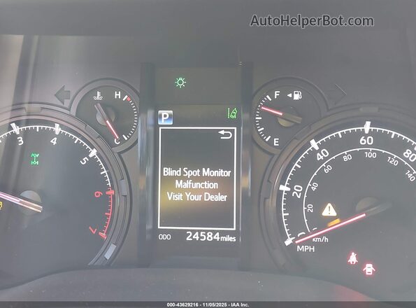 JTEMU5JR8R6230164 2024 TOYOTA 4RUNNER Gray Հետևի նստատեղերի տեսք