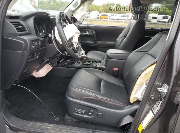 JTERU5JR3N6077631 2022 TOYOTA 4RUNNER Серый Вид салона спереди