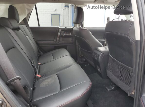 JTERU5JR3N6077631 2022 TOYOTA 4RUNNER Серый Вид задней части салона