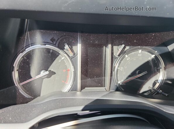 JTERU5JR3R6232796 2024 TOYOTA 4RUNNER White Սարքավորումների վահանակի տեսք