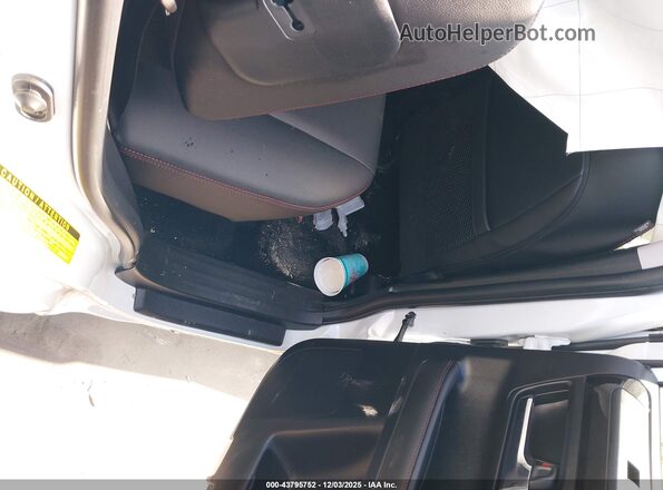JTERU5JR6R6246854 2024 TOYOTA 4RUNNER White Սարքավորումների վահանակի տեսք