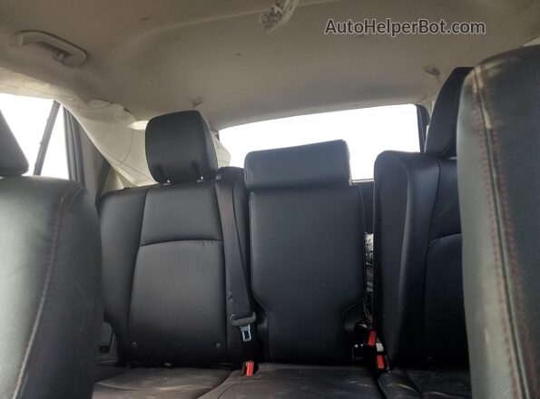 JTERU5JR7P6129247 2023 TOYOTA 4RUNNER Green Вид задніх сидінь