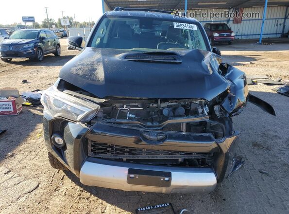 JTERU5JR8R6298020 2024 TOYOTA 4RUNNER Black Դիմացի տեսք
