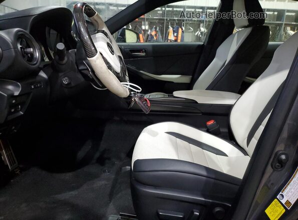 JTHAP1D2XR5006078 2024 LEXUS IS Gray Вид салону спереду