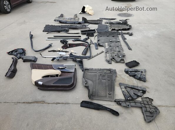 JTHB5LFF7J5003830 2018 LEXUS LS Бежевый Вид подкапотного пространства