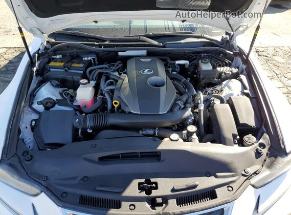 JTHBA1D20K5092741 2019 LEXUS IS White Widok wnętrza z tyłu