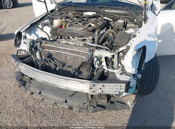 JTHBA1D24K5098140 2019 LEXUS IS 300 White Вид спереду