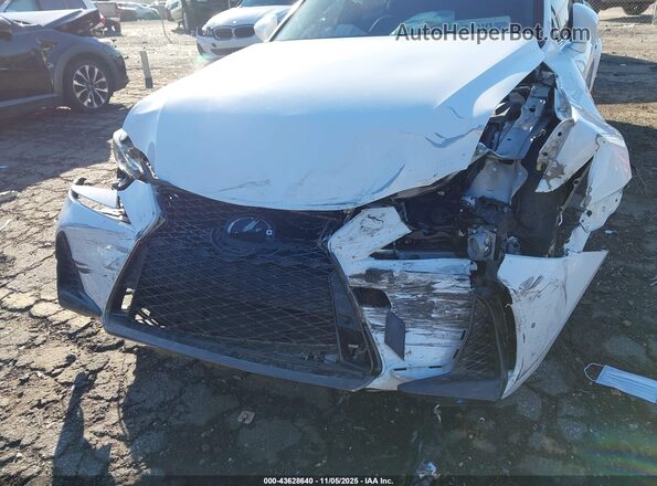 JTHBA1D27K5100933 2019 LEXUS IS 300 Белый Вид спереди