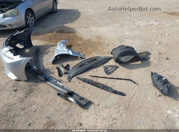 JTHBA1D29G5038426 2016 LEXUS IS 200T Серебряный Вид щитка приборов