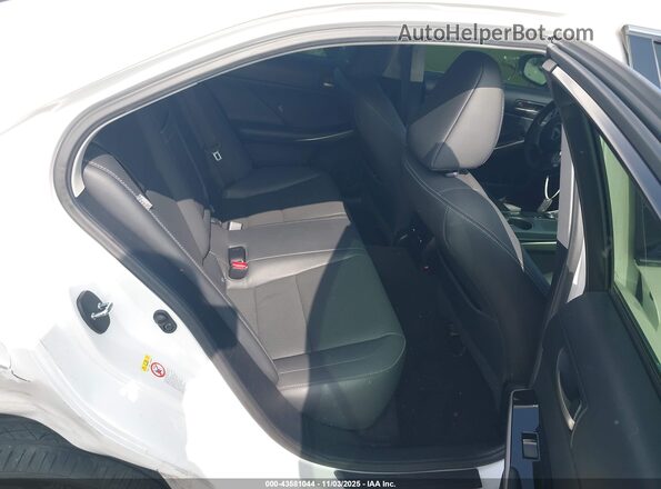 JTHBA1D2XJ5080398 2018 LEXUS IS 300 White VIN კოდის სტიკერის ხედი