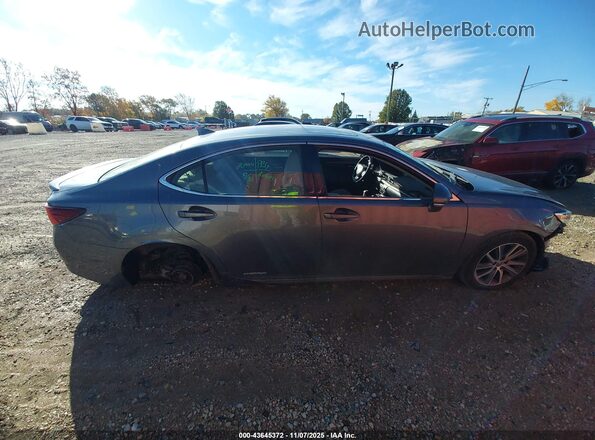 JTHBW1GG0H2146235 2017 LEXUS ES 300H Silver Vista interior trasera