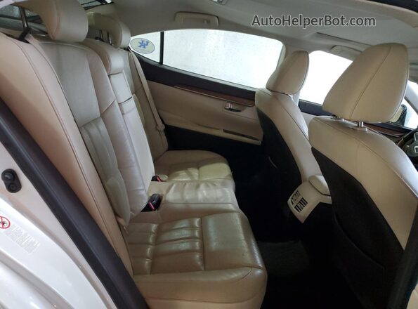 JTHBW1GG1G2106955 2016 LEXUS ES White Հետևի նստատեղերի տեսք