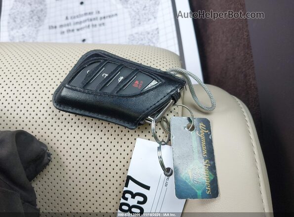 JTHC51FF6J5003567 2018 LEXUS LS 500 Black Առջևի վահանակի տեսք
