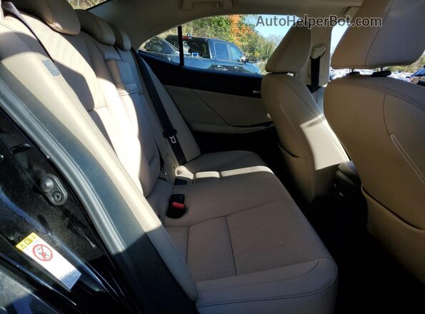 JTHC81D29K5035129 2019 LEXUS IS Black Widok tylnych siedzeń