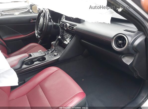 JTHC81F26M5044984 2021 LEXUS IS 300 Серый Вид салона спереди