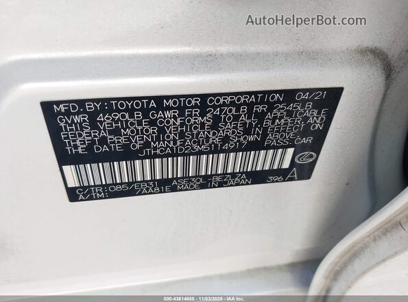 JTHCA1D23M5114917 2021 LEXUS IS 300 White Widok komory silnika