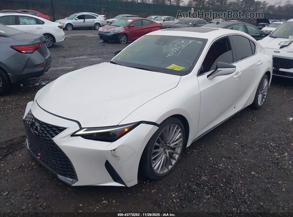 JTHDA1D27R5128914 2024 LEXUS IS 300 White 