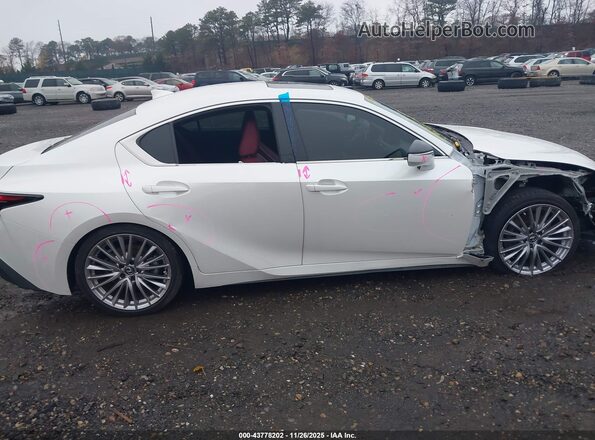 JTHDA1D27R5128914 2024 LEXUS IS 300 White 