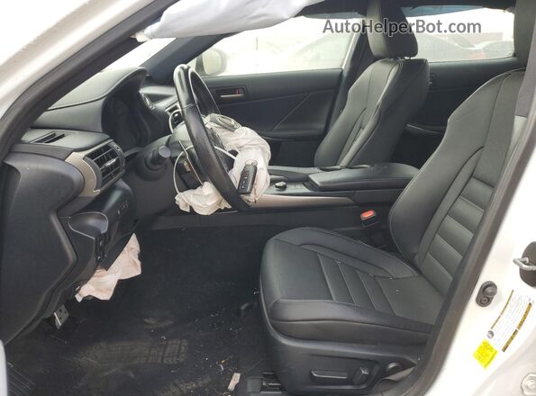 JTHG81F25L5041137 2020 LEXUS IS White Front interior view