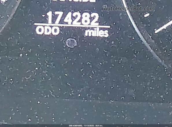 JTHGL5EF0G5057200 2016 LEXUS LS 460 Silver 