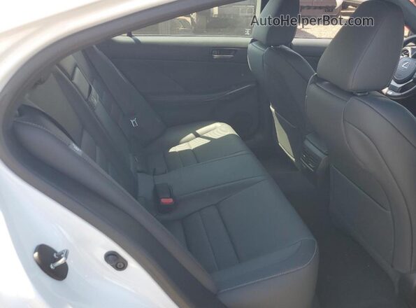 JTHGZ1B2XS5086785 2025 LEXUS IS White Vista de los asientos traseros