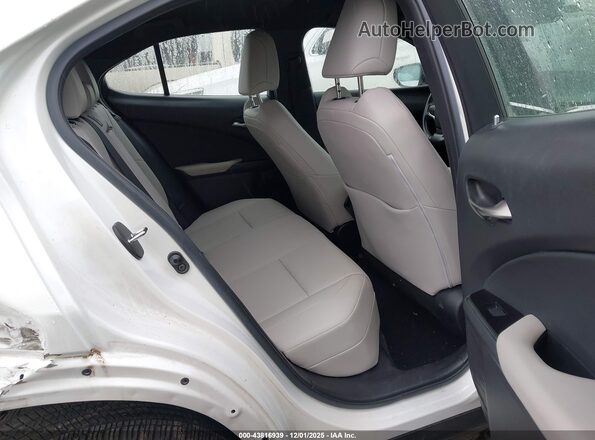 JTHP3JBH7M2037716 2021 LEXUS UX 200 White VIN կոդի պիտակի տեսք