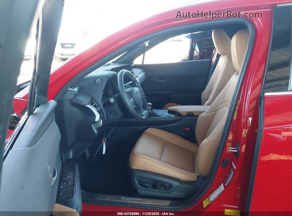JTHP6JBH6R2172832 2024 LEXUS UX 250H Red Widok wnętrza z przodu