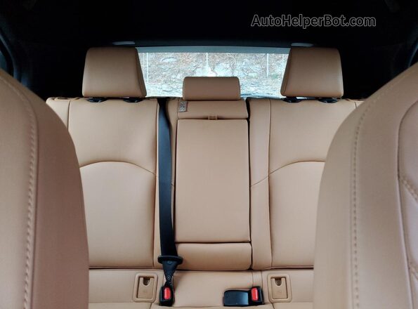 JTHP9JBH2R2074579 2024 LEXUS UX White Հետևի նստատեղերի տեսք