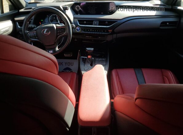 JTHU9JBH1K2000398 2019 LEXUS UX Silver Vista del salpicadero