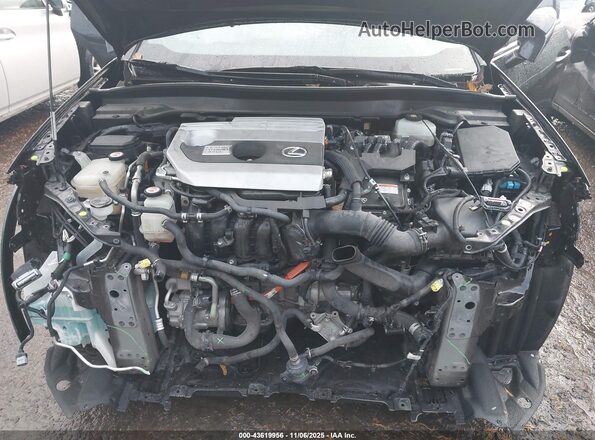 JTHU9JBH1K2012373 2019 LEXUS UX 250H Black Rear view