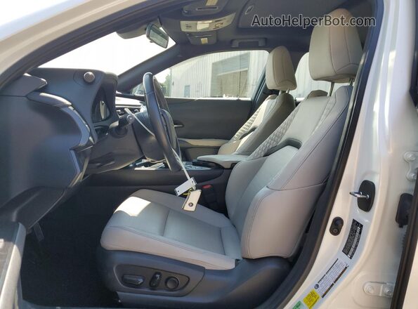 JTHX3JBH5L2029435 2020 LEXUS UX Белый Вид салона спереди